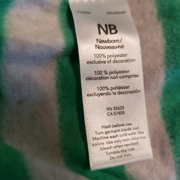 Lot of 4 - Child of Mine Carters Santa Footed Pajama Green Grey Infant 3 sizes - Picture 5 of 7